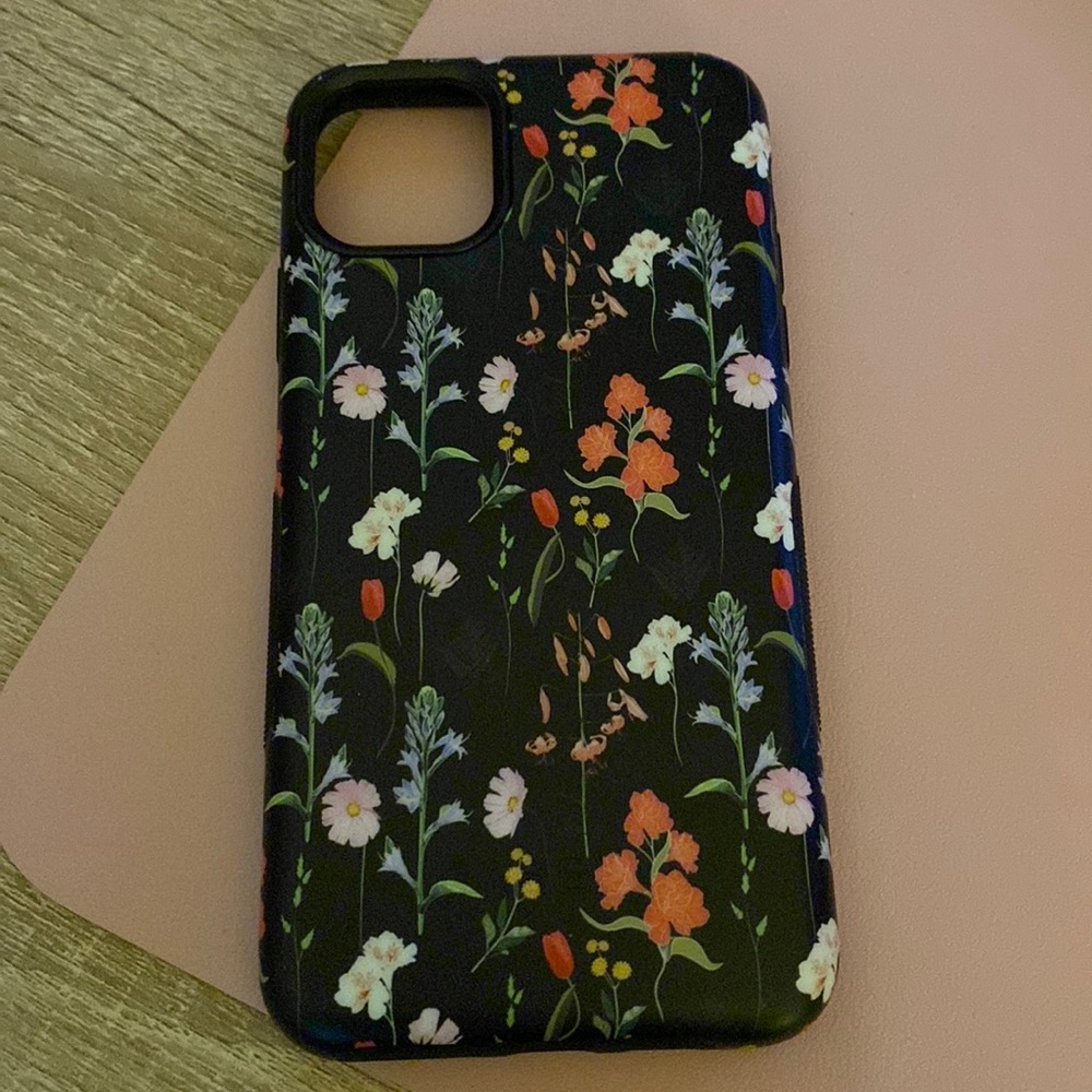 iPhone 11 Pro Max casely case (BOLD)